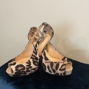 Guess Leopard Peep Toe Platform Shoes 8M